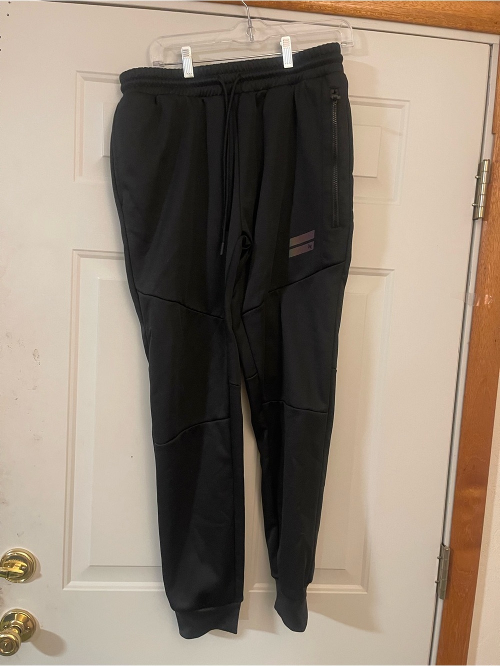 Hurley Men’s Black Jogger Pants Size M Elastic Waist Drawstring Zip Pocket